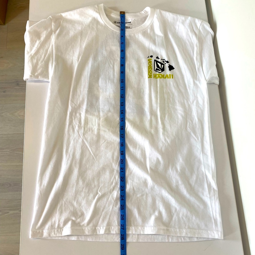 🌊Volcom Tee 🤙🏼 - Picture 7 of 7